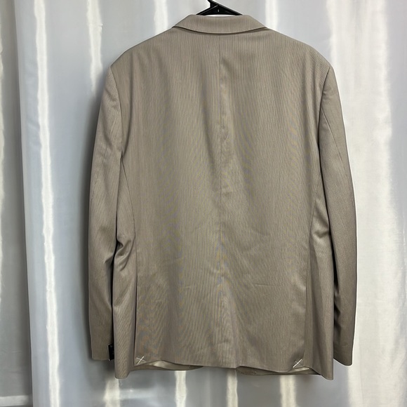 Men’s suit coat - Picture 6 of 7